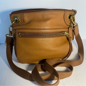 Fossil- Leather Crossbody Bag in Cognac Brown